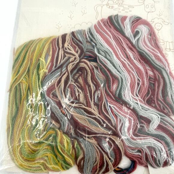 Elsa Williams Crewel Embroidery Kit “Country Kingdom” Farm Animal Linen Wool NEW - Picture 4 of 7